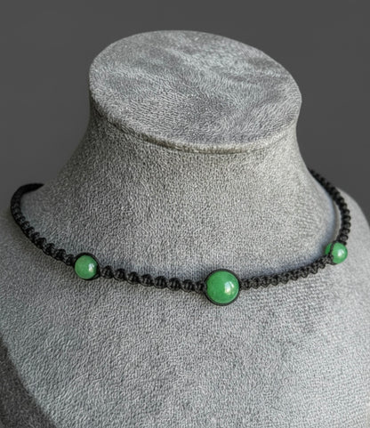 Gargantilla Artesanal Ajustable – Elegancia y Estilo
