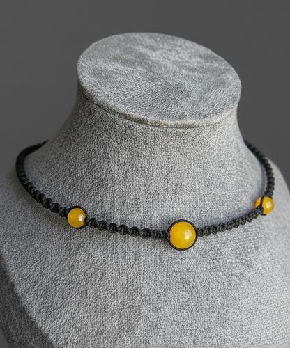 Gargantilla Artesanal Ajustable – Elegancia y Estilo