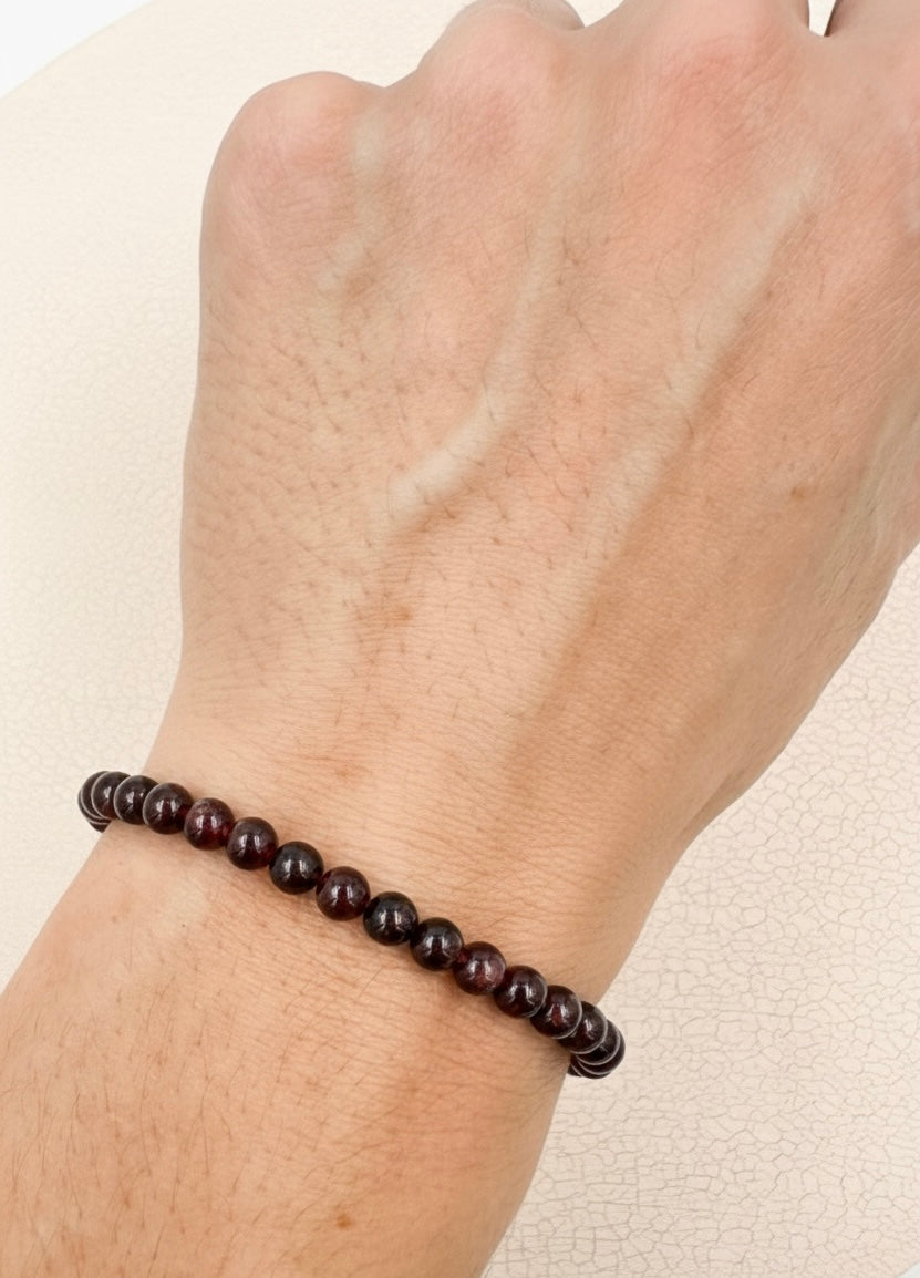 Pulsera de Granate Natural 6 mm | Energía, Protección y Elegancia