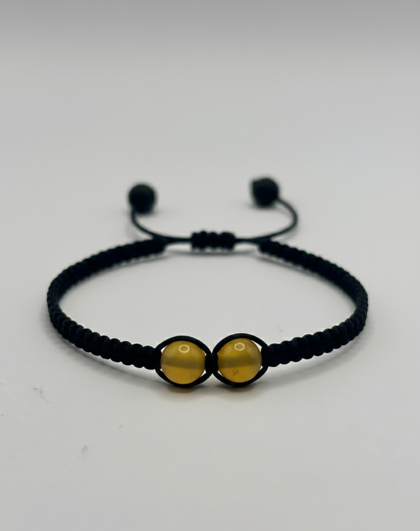 Pulsera Personalizable con Dos Piedras Centrales 6 mm y Tejido Macramé – Diseño Único y Energía a Medida