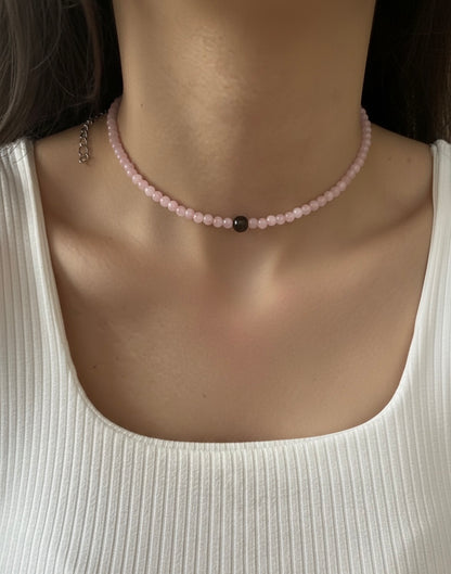 Collar Gargantilla Cuarzo Rosa y Granate | Amor y Vitalidad
