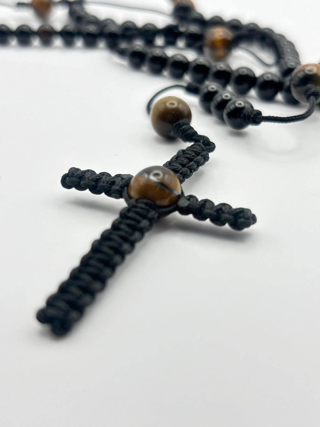 Rosario Artesanal – Ónix y Ojo de Tigre | Protección, Equilibrio y Energía