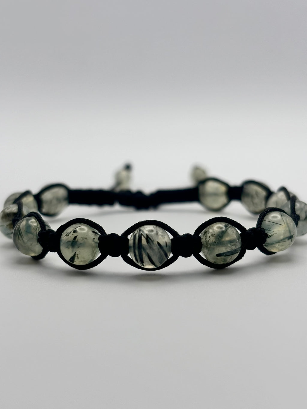 Pulsera de Prehnita – 8 mm | Protección, Fortuna y Armonía