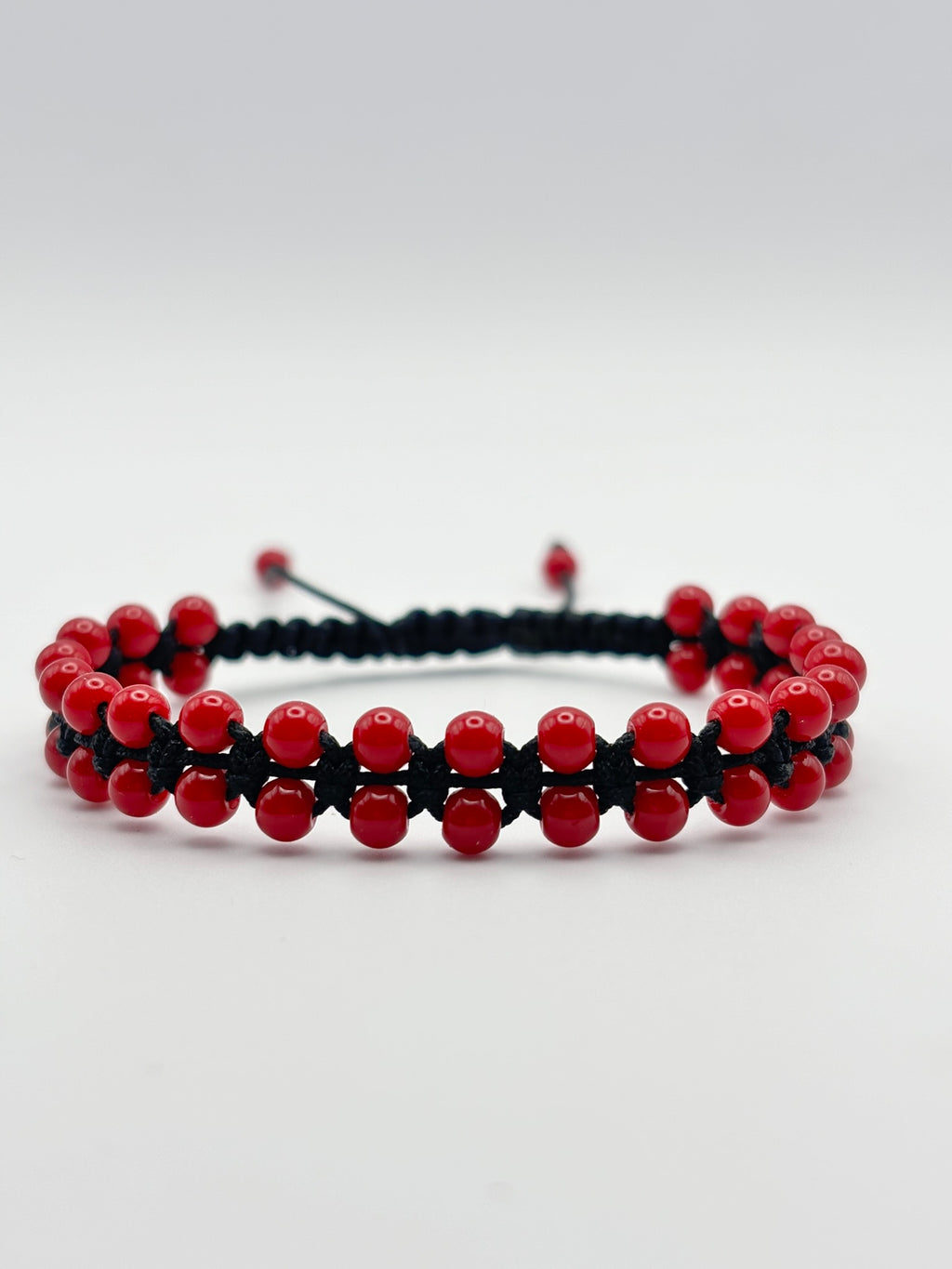 Brazalete de Coral Rojo – Fuerza, Vitalidad y Energía Protectora