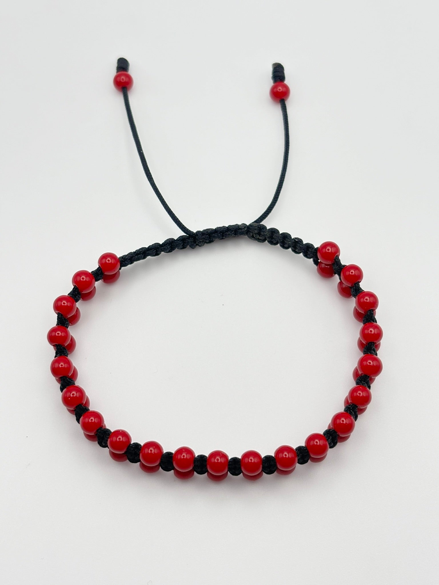 Brazalete de Coral Rojo – Fuerza, Vitalidad y Energía Protectora