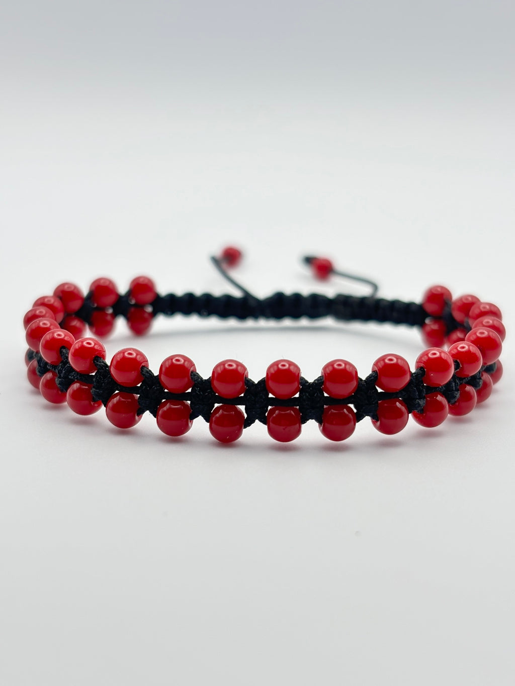 Brazalete de Coral Rojo – Fuerza, Vitalidad y Energía Protectora