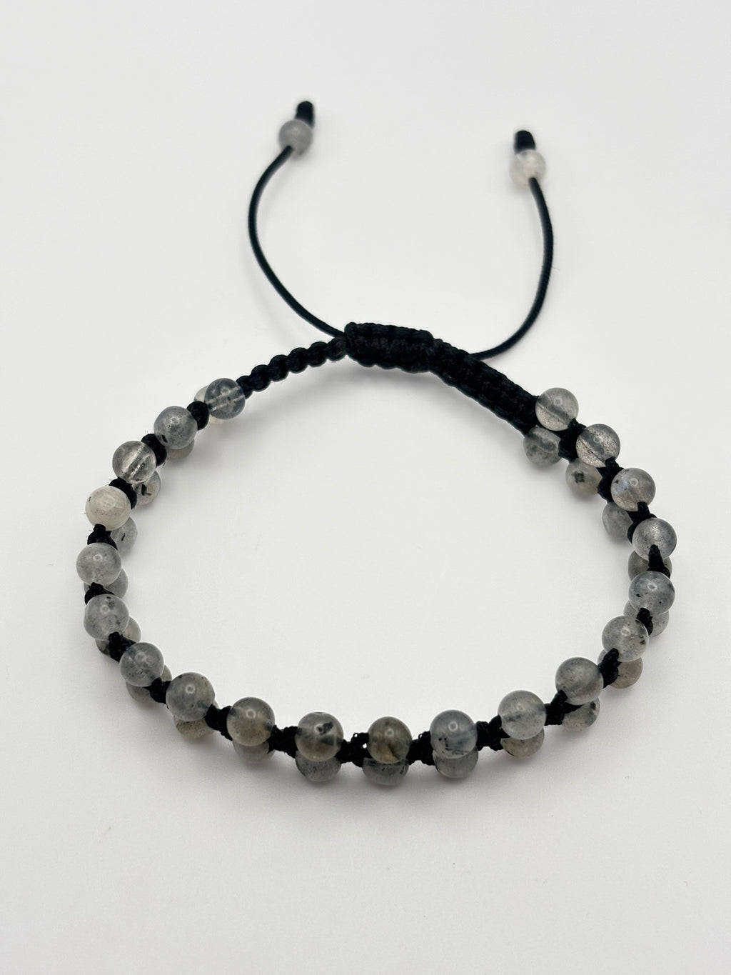 Brazalete de Labradorita – Intuición y Claridad Mental | Protección y Transformación