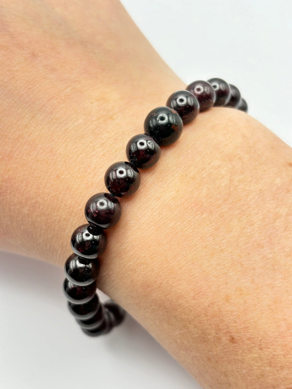 Pulsera de Granate con Turmalina Negra | Pasión, Energía y Protección