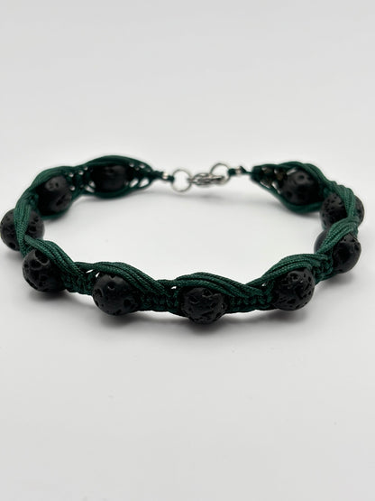 Pulsera Artesanal de Piedra Volcánica – Protección y Energía Positiva