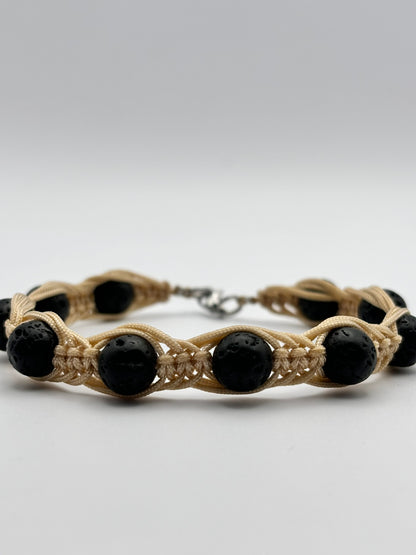 Pulsera Artesanal de Piedra Volcánica – Protección y Energía Positiva