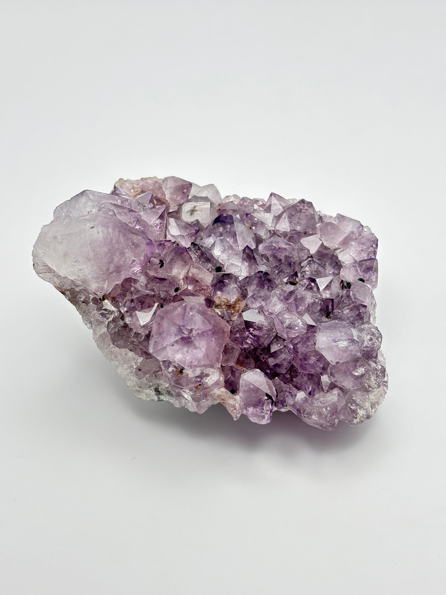 Drusa de Amatista – Armonía, protección y elevación espiritual