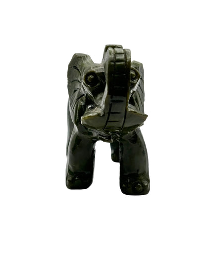 Elefante de Jade Natural – Sabiduría, Prosperidad y Protección
