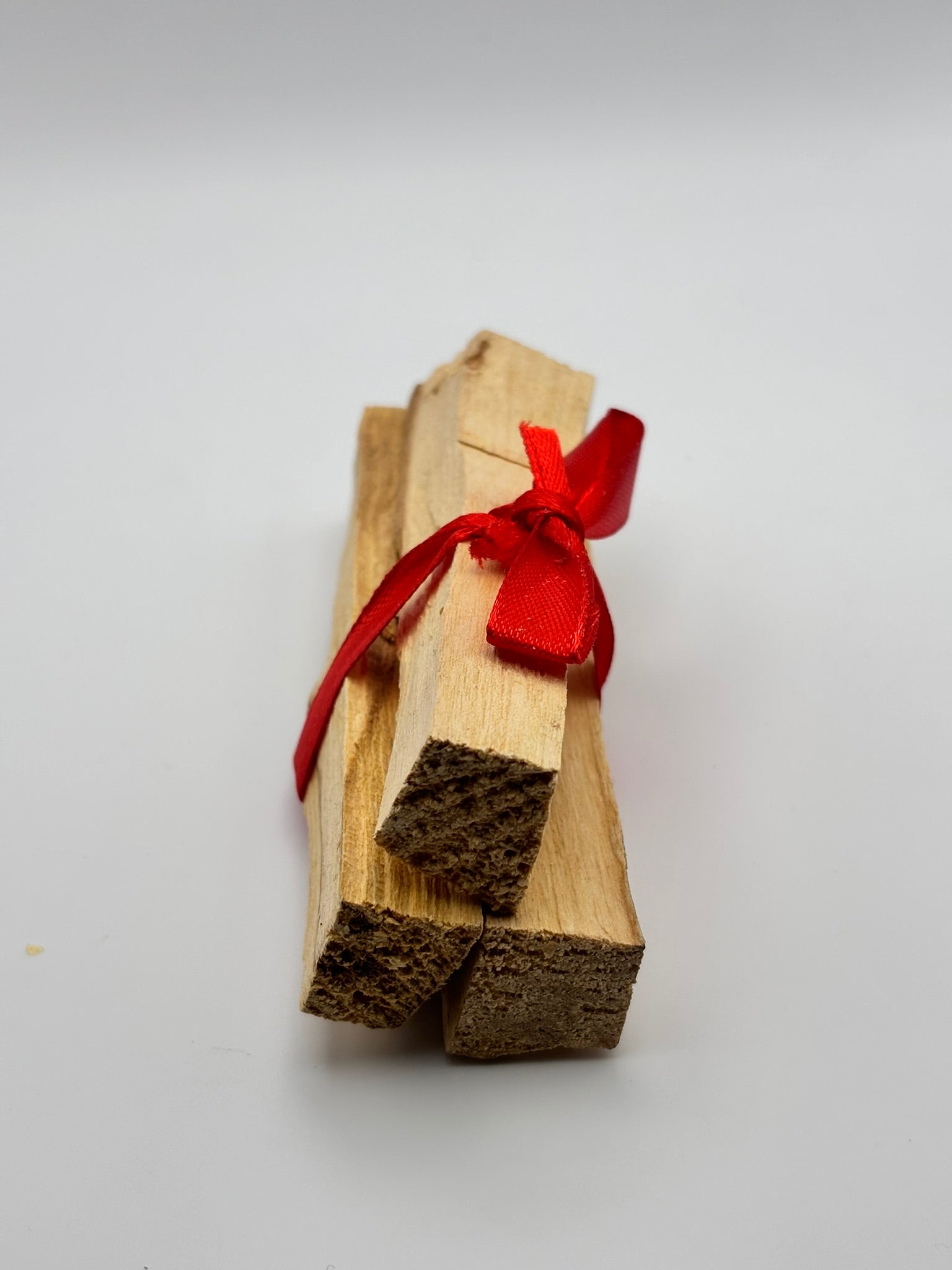 Atado de Palo Santo – Limpieza y Protección Energética