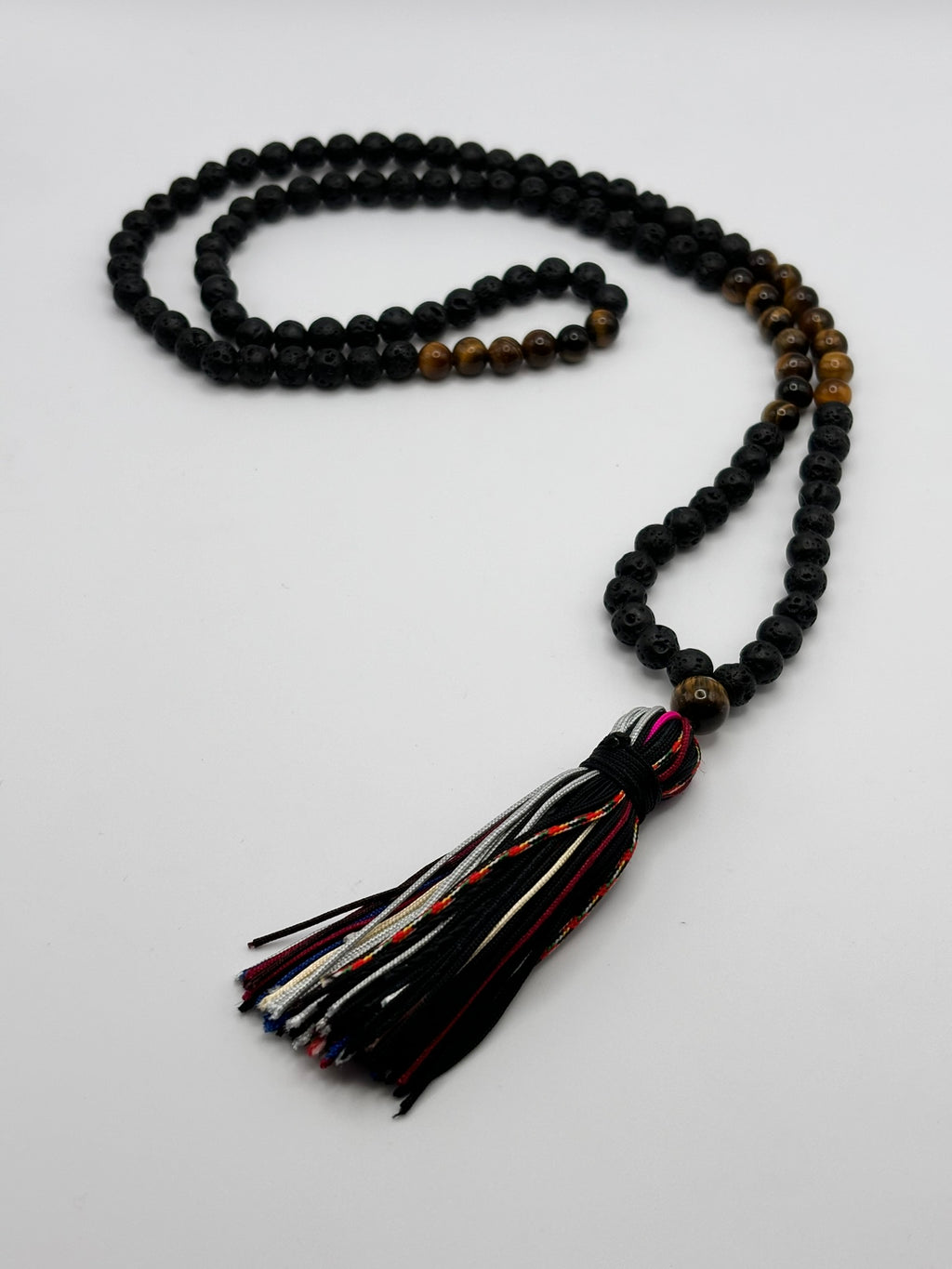 Japamala Artesanal de Piedra Volcánica y Ojo de Tigre – Protección y Concentración