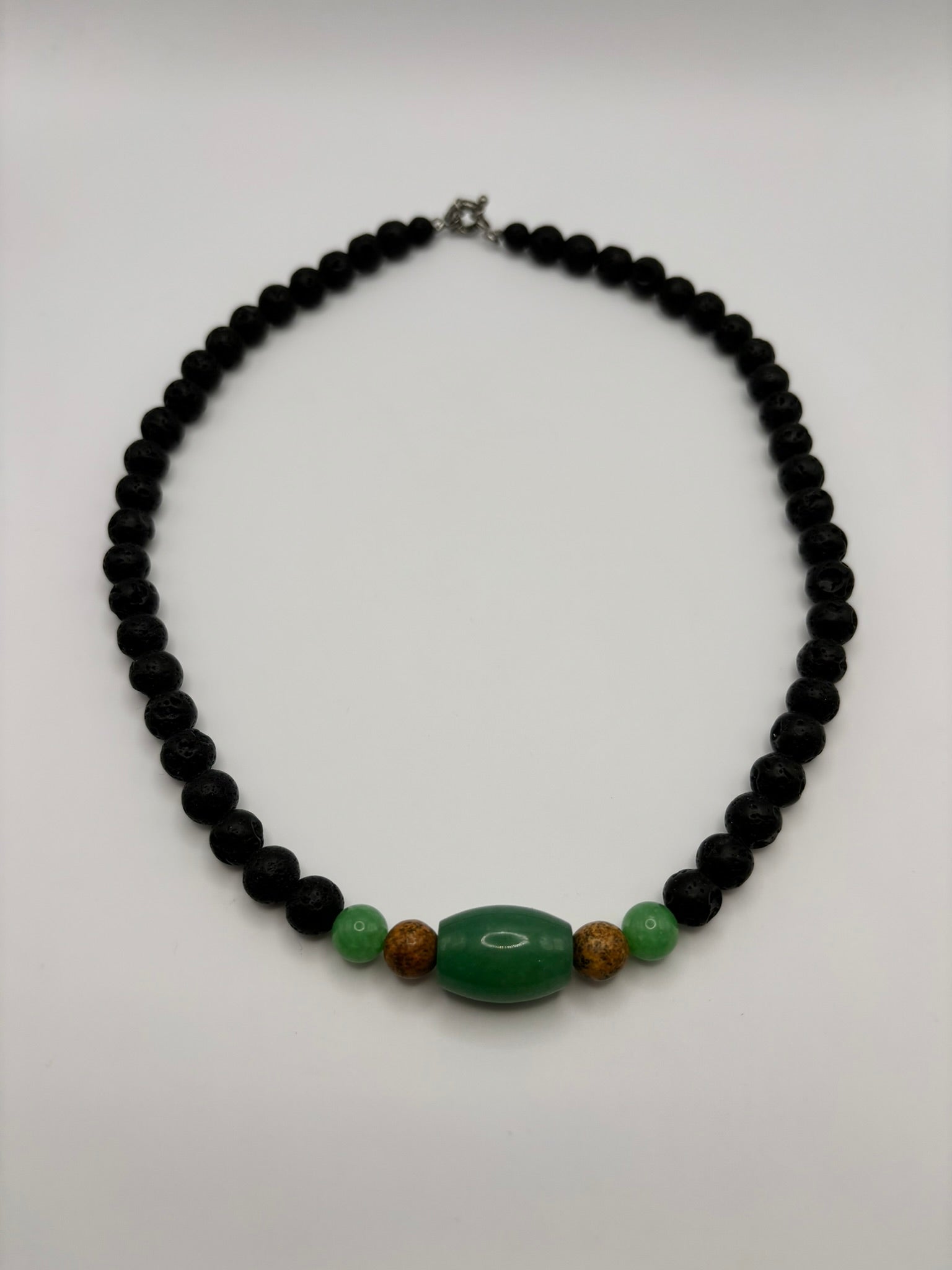Collar de Piedra Volcánica con Jade verde & Jaspe Paisaje – Energía, Equilibrio y Estilo Natural