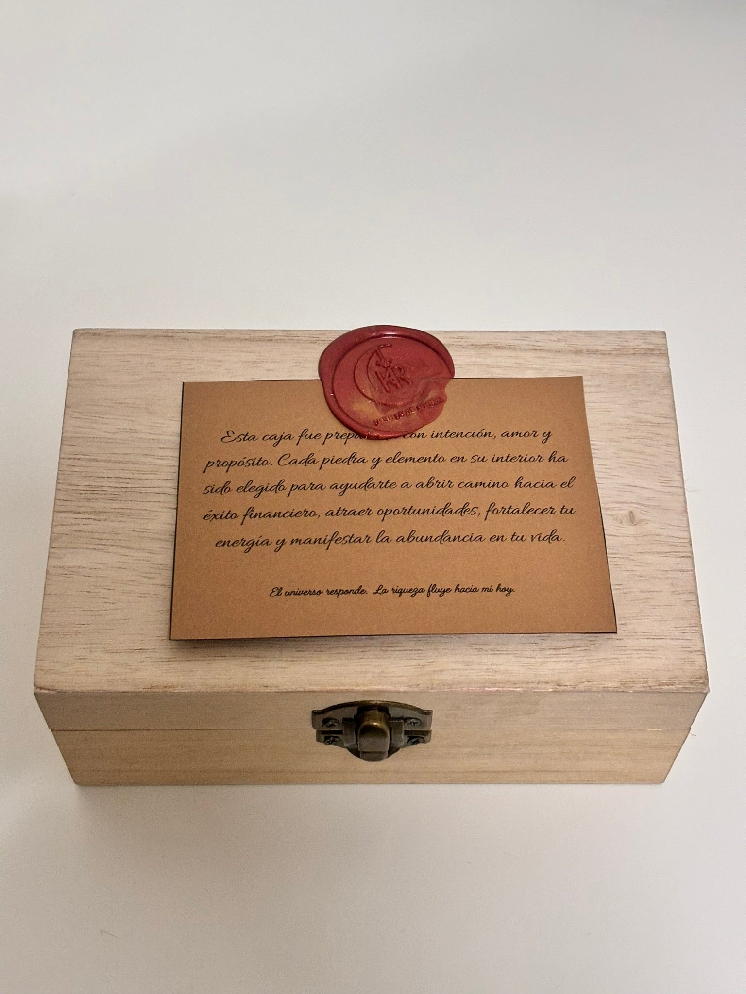 Caja de Madera para Activar la Prosperidad – Kit de Abundancia con Instrucciones, Palo Santo y Cuarzos Energéticos