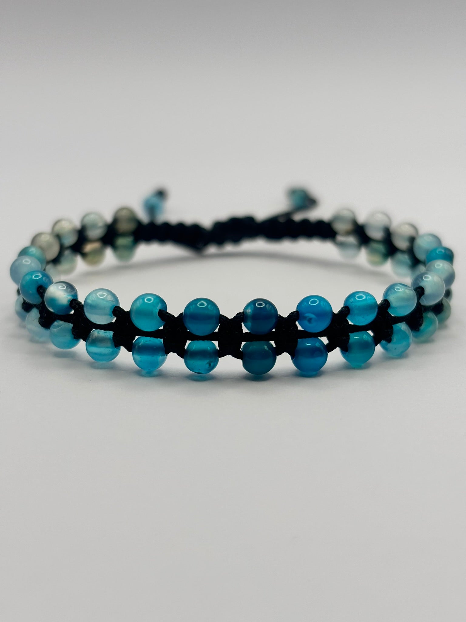 Brazalete de Ágata Azul – Protección, Serenidad y Equilibrio