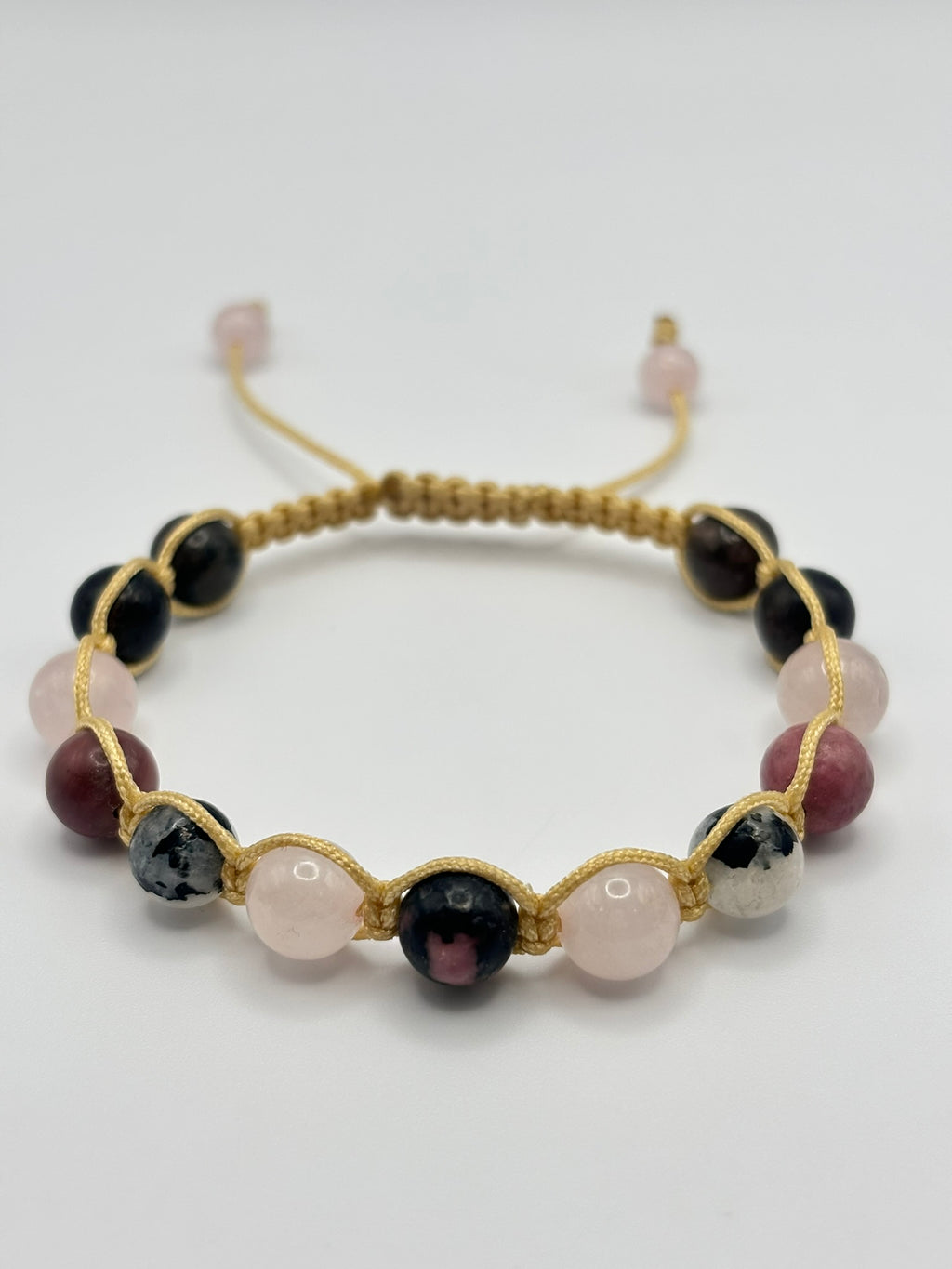 Pulsera de Cuarzo Rosa, Piedra Luna y Rodonita con Tejido Macramé – Amor, Intuición y Equilibrio Emocional