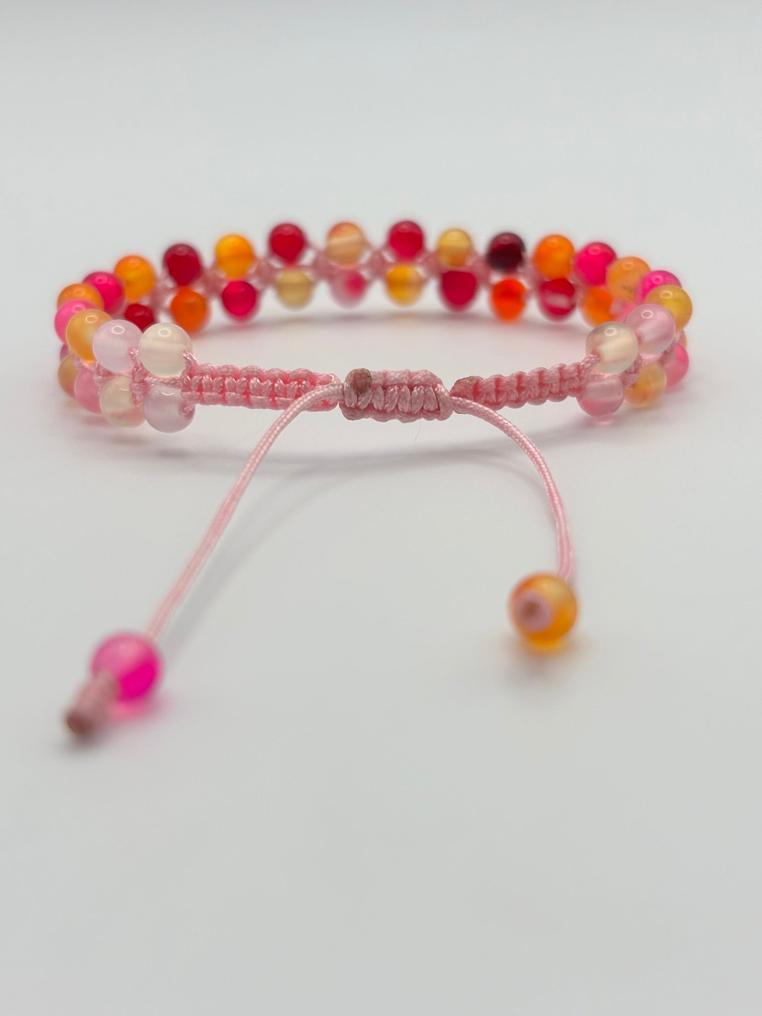 Brazalete de Ágata Amarilla & Ágata Rosa – Equilibrio, Energía y Estilo Delicado