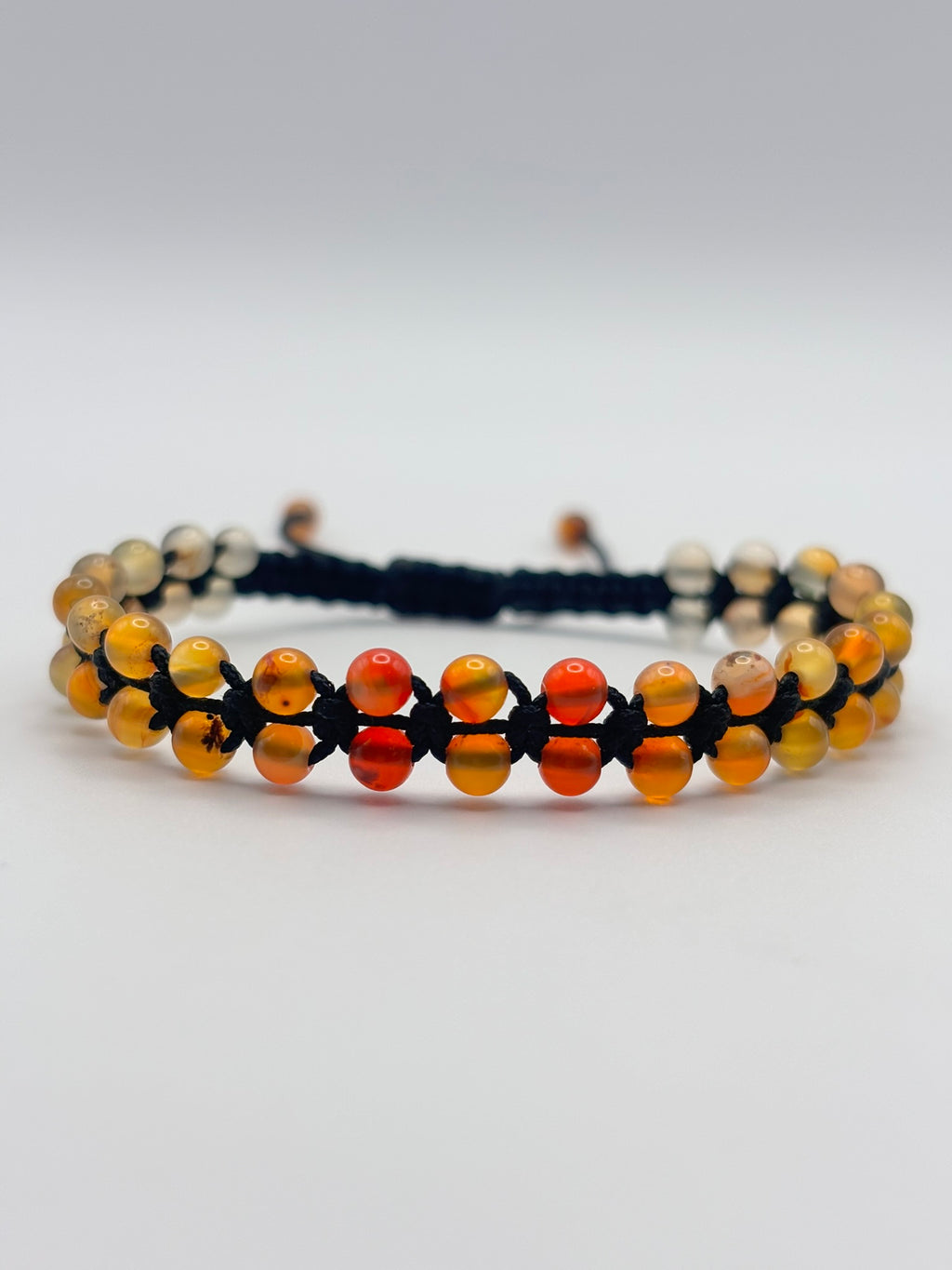 Brazalete de Ágata Amarilla – Energía, Vitalidad y Elegancia Minimalista