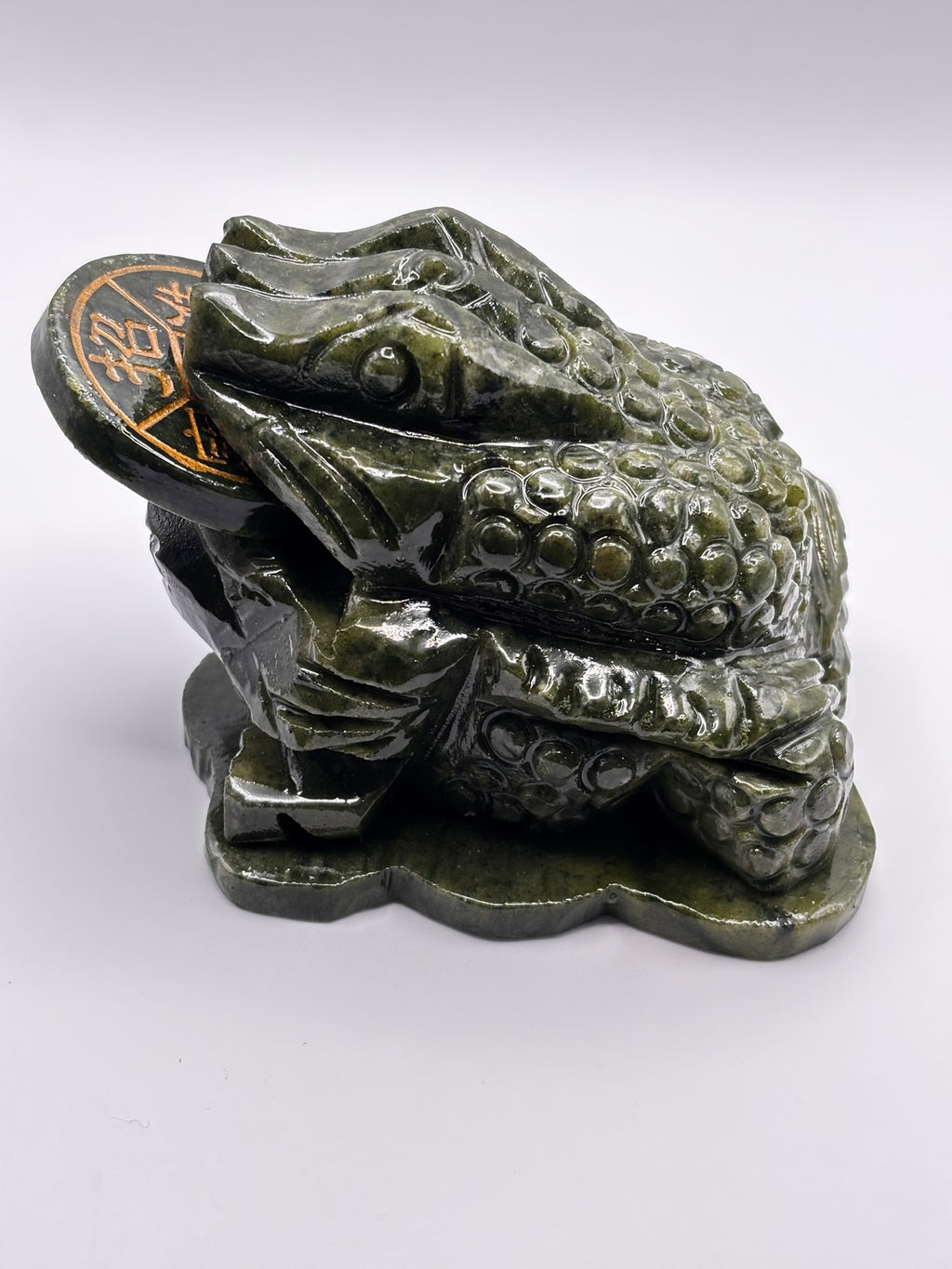 Rana de 3 Patas de Jade Verde – Prosperidad, Abundancia y Protección Energética