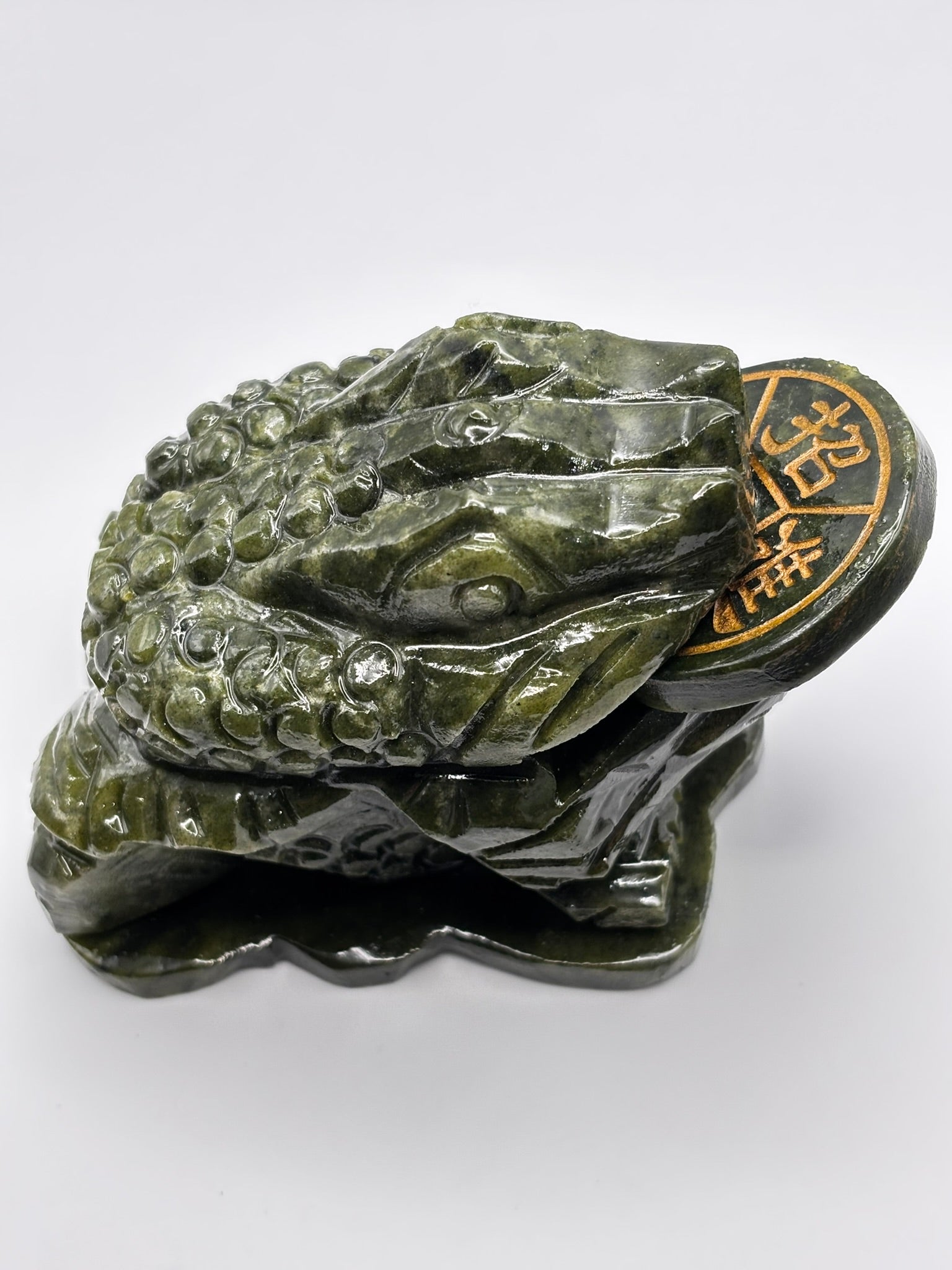 Rana de 3 Patas de Jade Verde – Prosperidad, Abundancia y Protección Energética