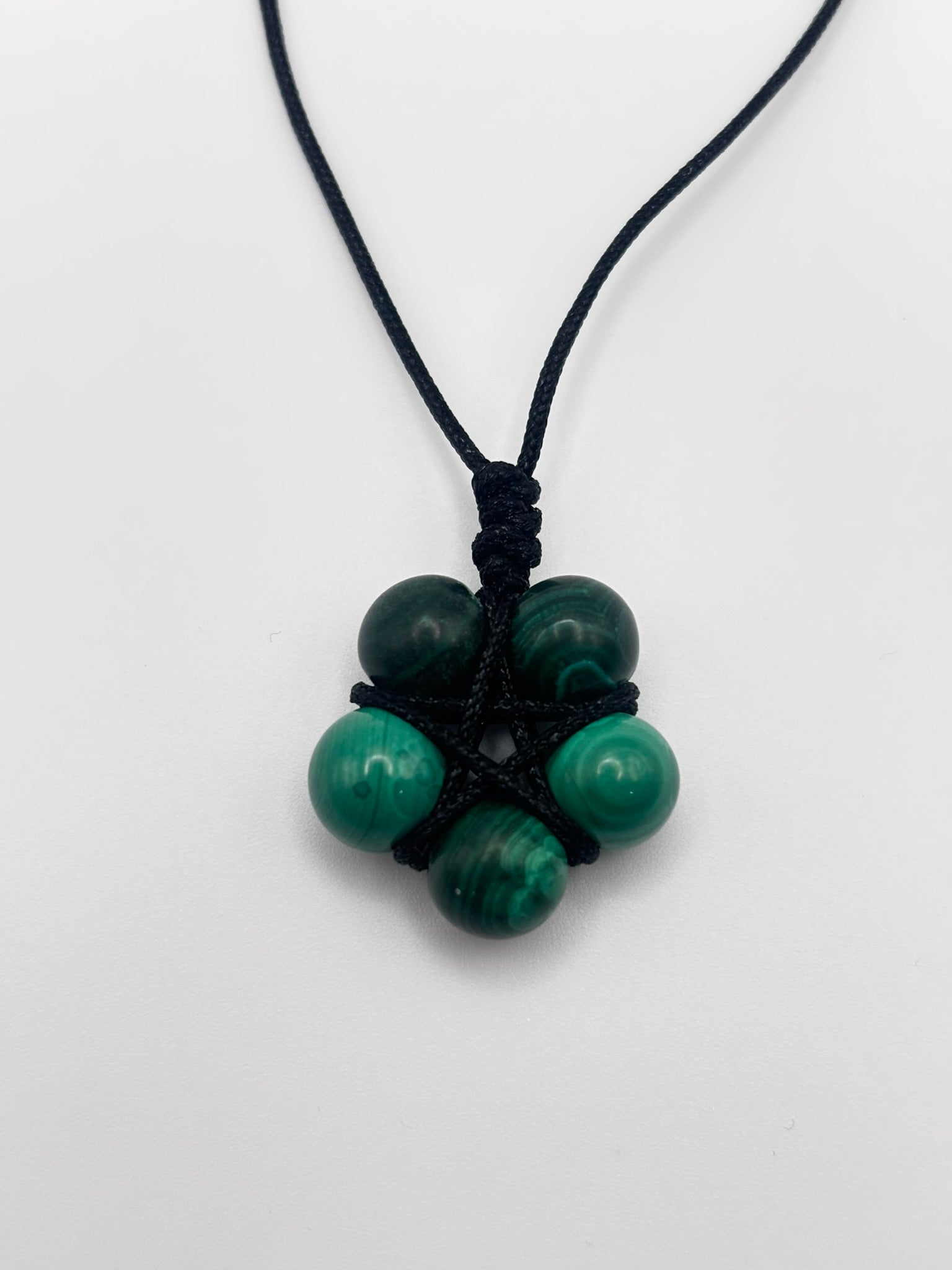 Colgante Pentagrama de 5 Puntas Personalizable – Protección, Equilibrio y Herramienta de Péndulo