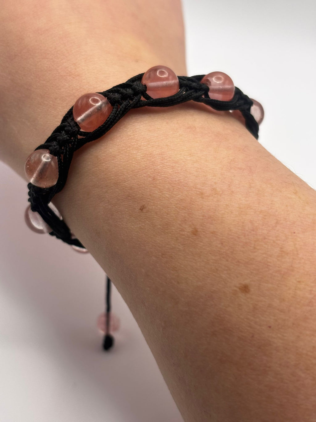 Pulsera de Cuarzo Cereza 8 mm – Vitalidad, Amor y Energía Positiva