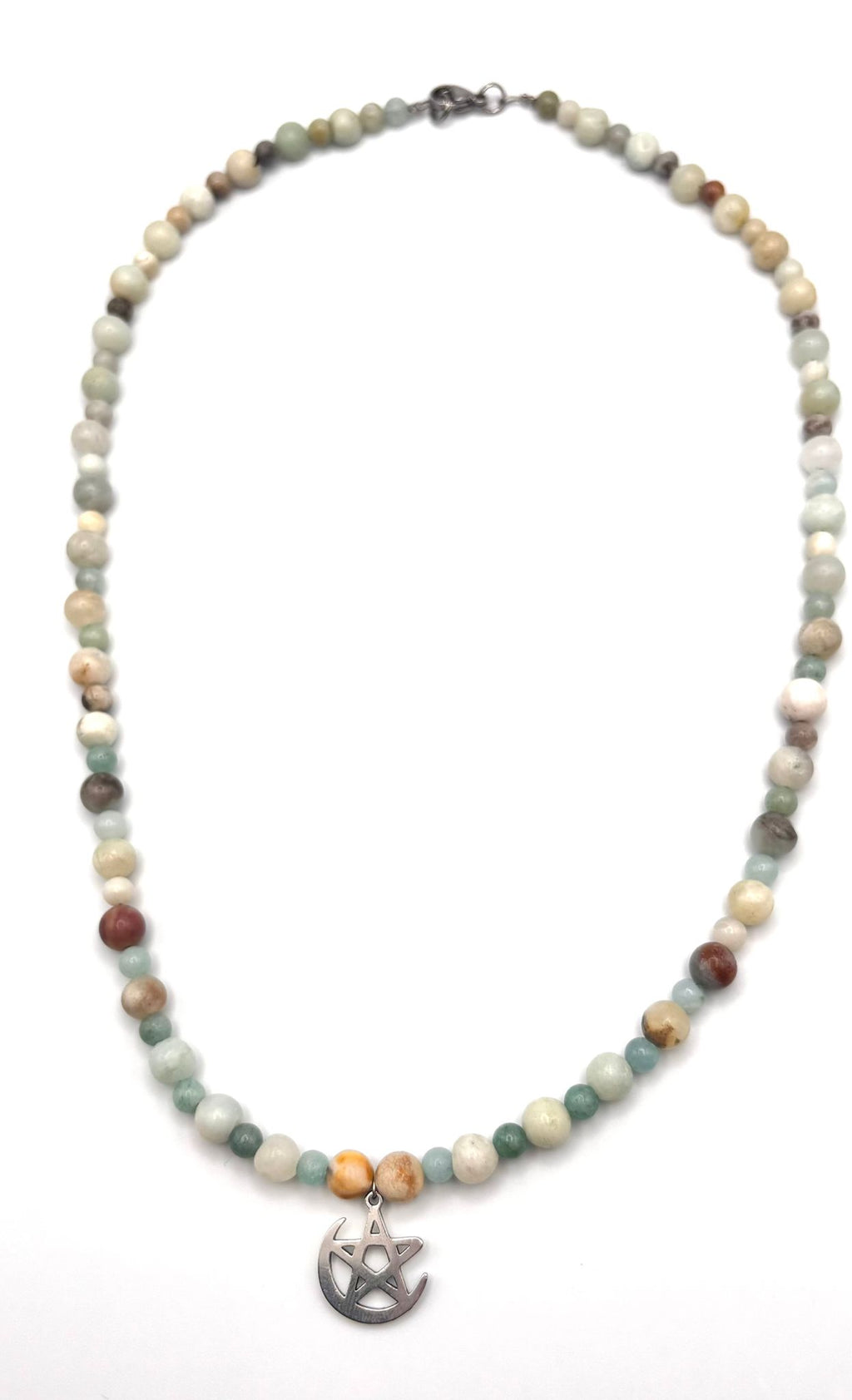 Collar de Amazonita con Estrella y Luna – Equilibrio y Protección