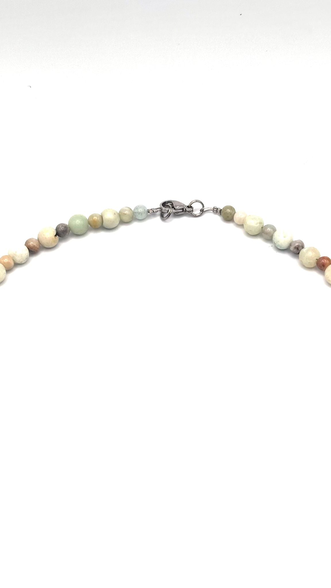 Collar de Amazonita con Estrella y Luna – Equilibrio y Protección