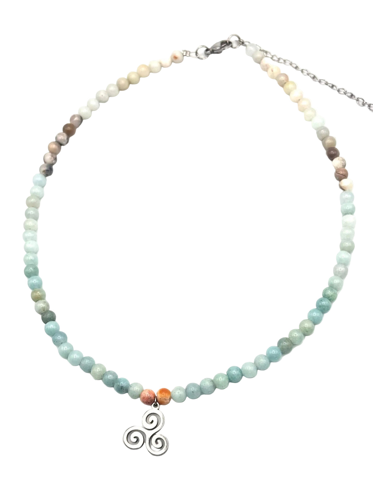 Collar Gargantilla Amazonita con Trisquel | Equilibrio y Calma