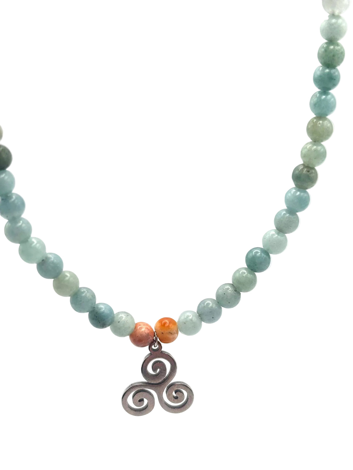 Collar Gargantilla Amazonita con Trisquel | Equilibrio y Calma