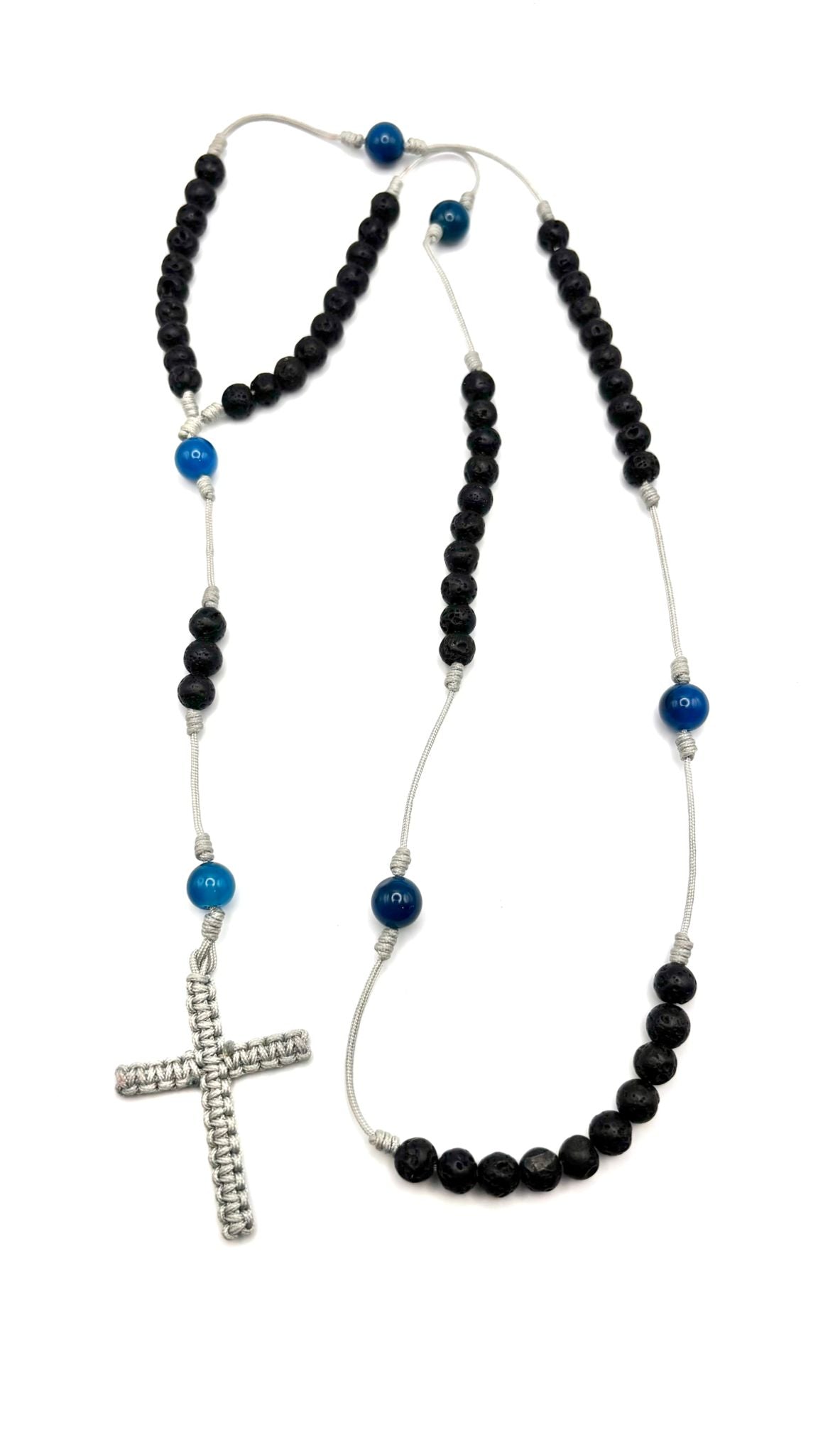 Rosario de Piedra Volcánica con Ágata Azul – Protección y Armonía