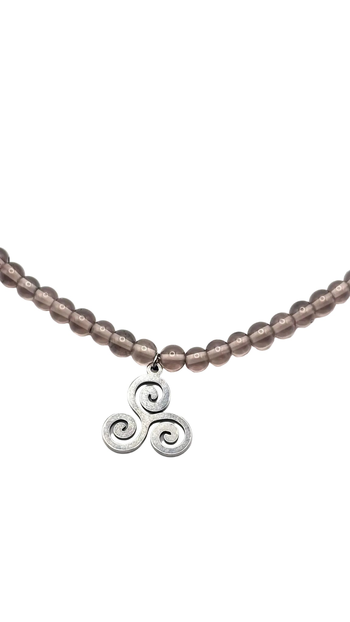 Collar Gargantilla Cuarzo Ahumado con Trisquel | Protección y Equilibrio