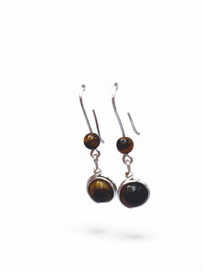 Pendientes Largos de Ojo de Tigre – Fuerza, Protección y Elegancia Natural