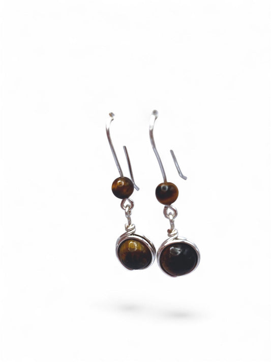 Pendientes Largos de Ojo de Tigre – Fuerza, Protección y Elegancia Natural