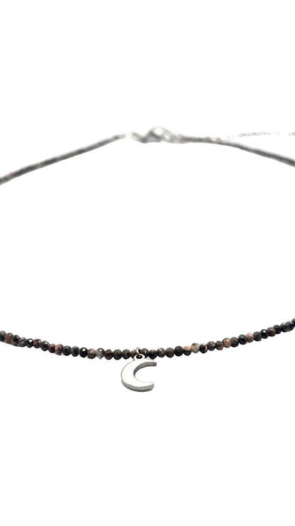 Collar Gargantilla Rodonita con Luna | Amor y Equilibrio