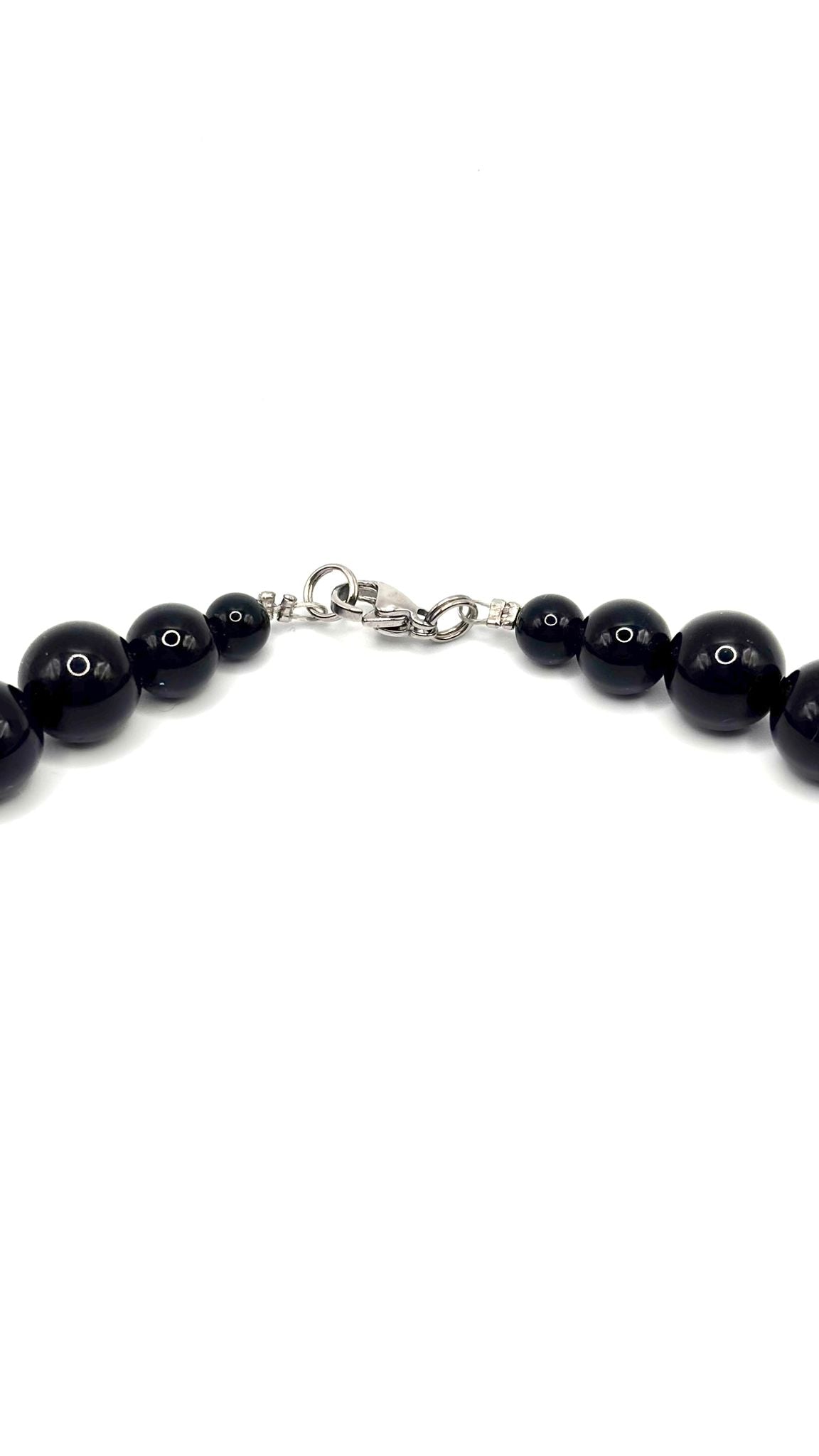 Collar de Ónix 10 mm – Protección, Fuerza y Elegancia Atemporal