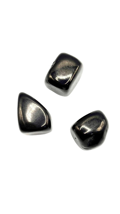 Piedra Rodada de Azabache – Protección y Limpieza Energética (3 piezas)