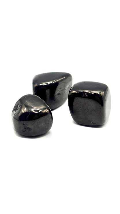 Piedra Rodada de Azabache – Protección y Limpieza Energética (3 piezas)