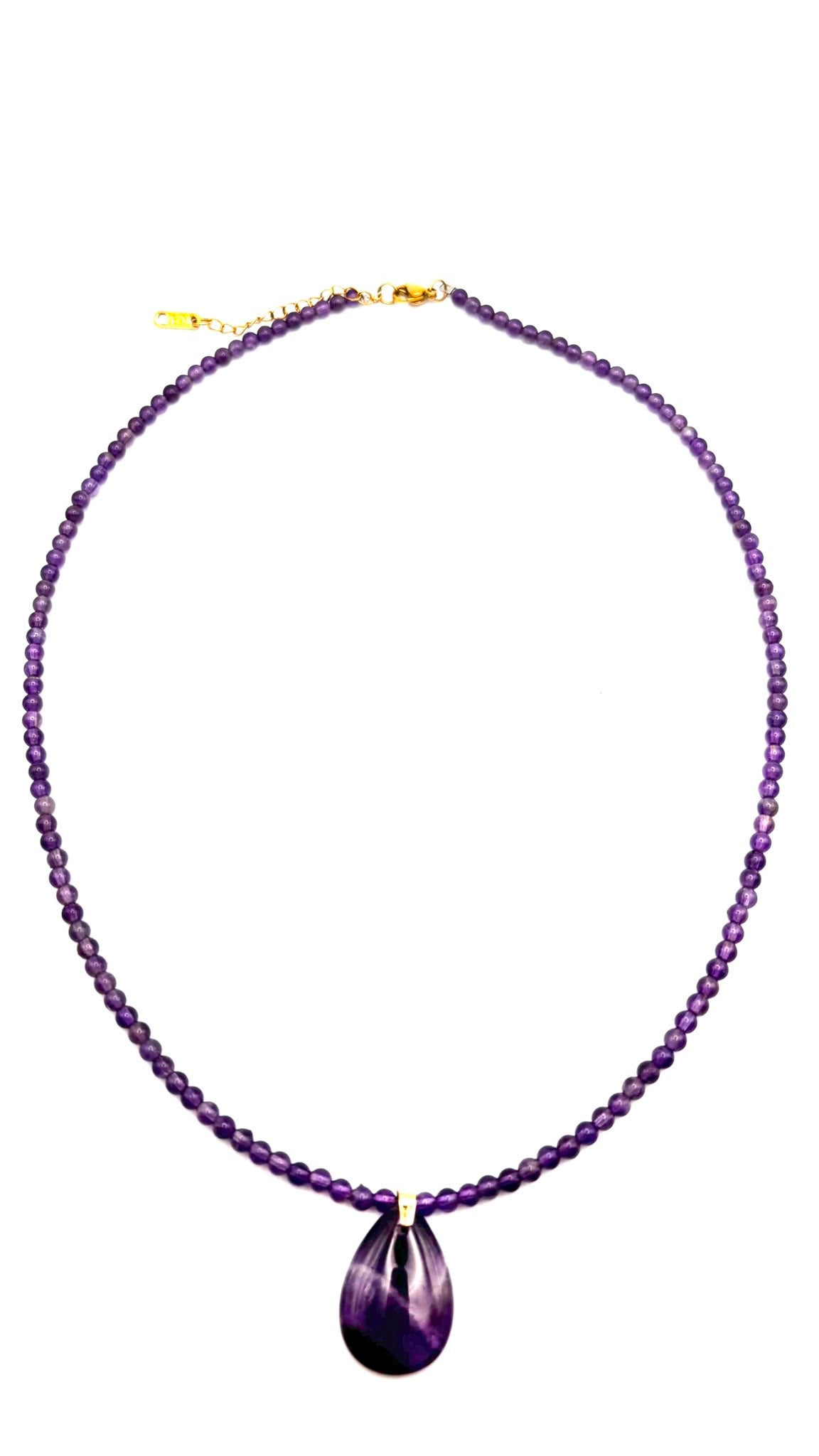 Collar de Amatista Natural 4 mm con Colgante Lágrima y Acero Inoxidable Dorado – 55 cm