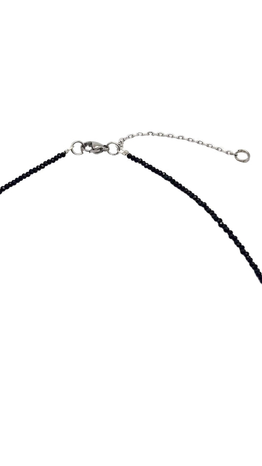 Collar Gargantilla Turmalina Negra con Luna | Protección y Elegancia
