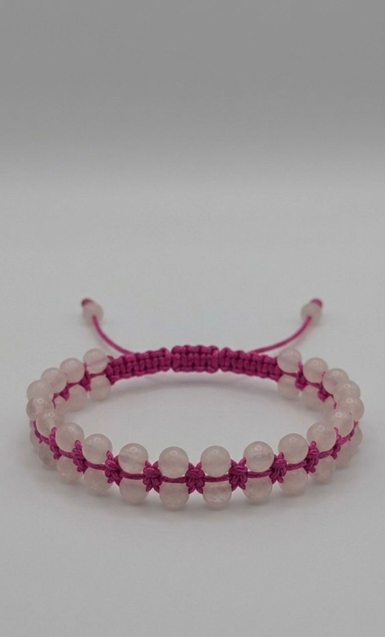 Brazalete de Cuarzo Rosa 4mm – Amor, Armonía y Equilibrio Emocional