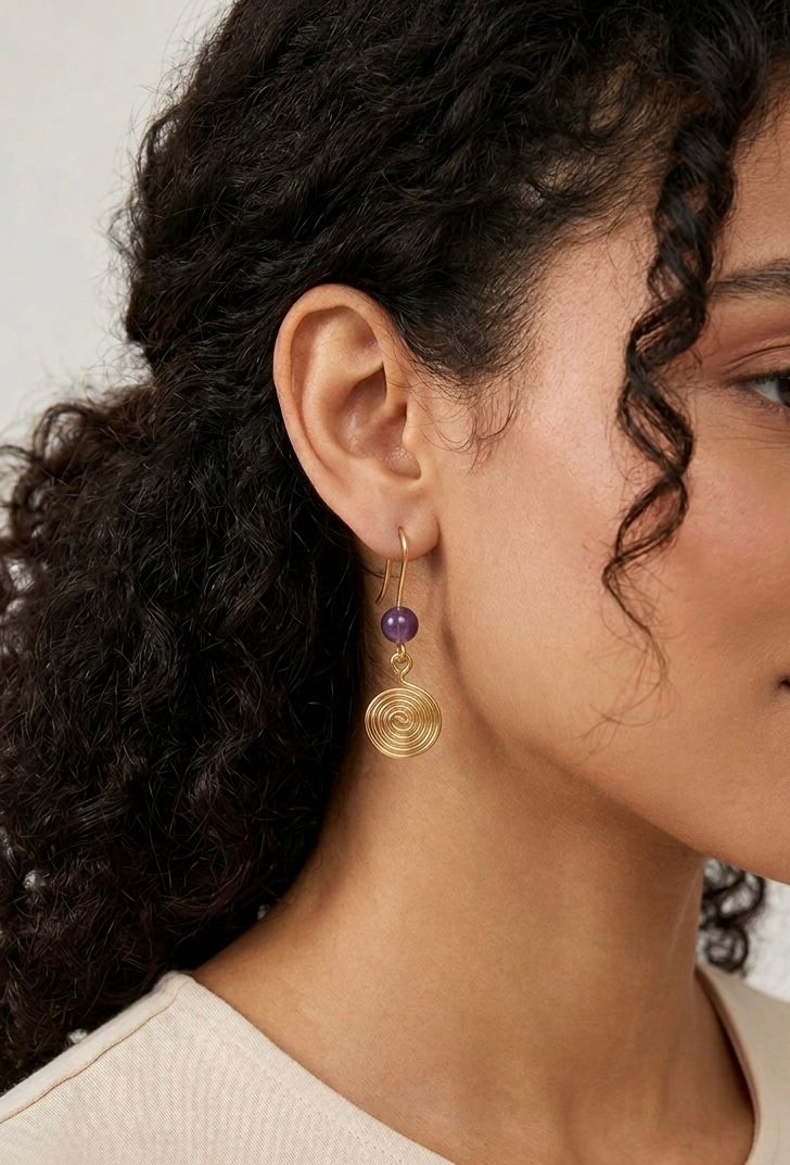 Pendientes Largos con Amatista y Espiral de la Vida – Calma, Energía y Equilibrio