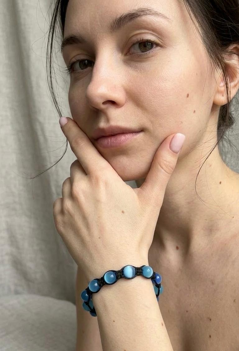 Pulsera de Ágata Azul 8 mm con Macramé Negro – Calma, Protección y Equilibrio