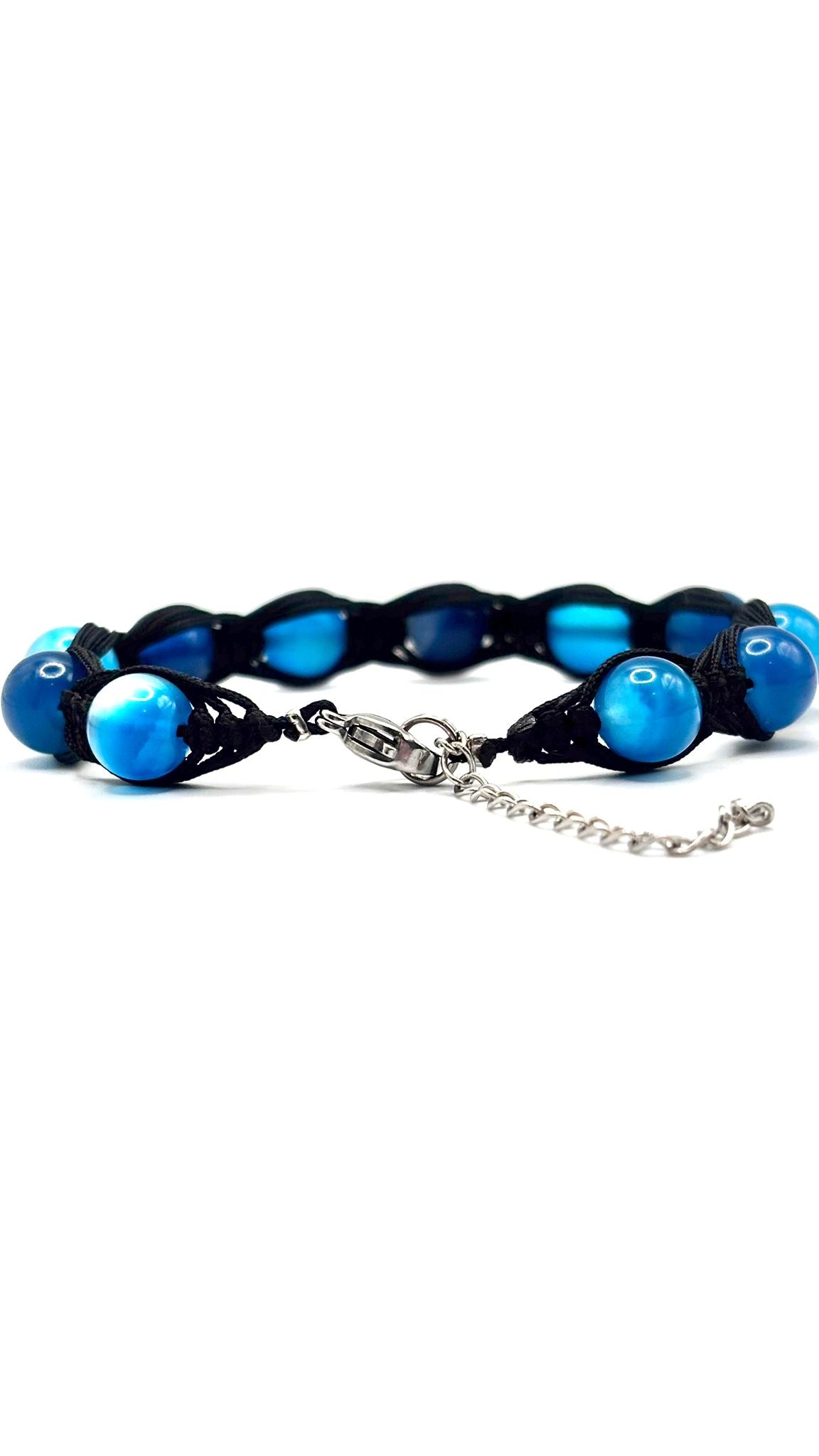 Pulsera de Ágata Azul 8 mm con Macramé Negro – Calma, Protección y Equilibrio