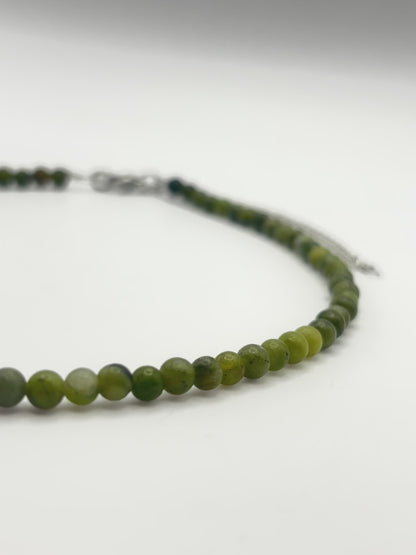 Collar Gargantilla Jade Verde y Unakita | Armonía y Equilibrio